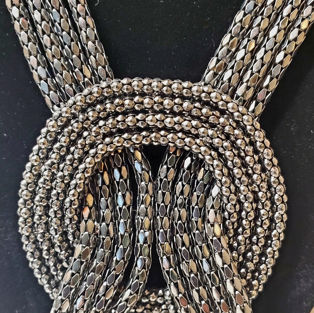 Elegant Vintage EXPRESS Silver Knot 18" Necklace 2" Earrings & Stretch Bracelet - Picture 3 of 7
